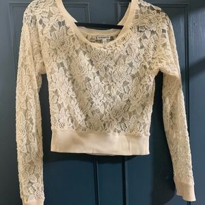 Express lace long sleeve crop
